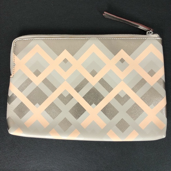Stella & Dot Chevron Clutch “hello gorgeous” NWOT - Picture 2 of 4